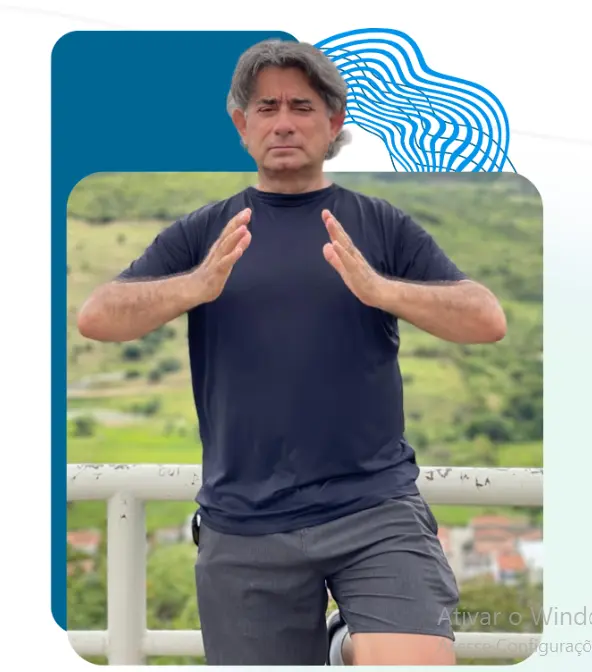 Dr. Gonzalo atendendo paciente